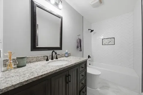2555 Cobblestone Court Morris IL 60450