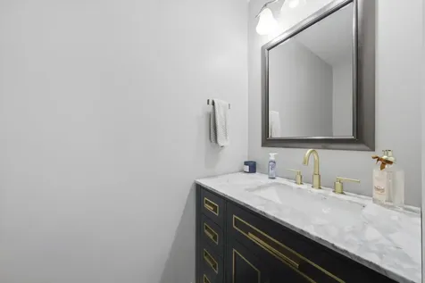 2555 Cobblestone Court Morris IL 60450