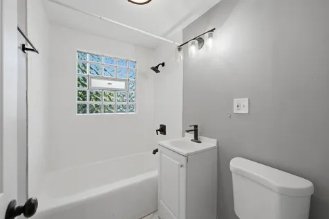 106 Well Street Park Forest IL 60466