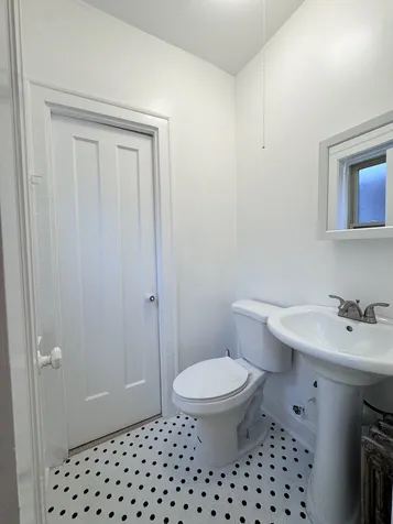 4752 North Virginia Avenue Chicago IL 60625