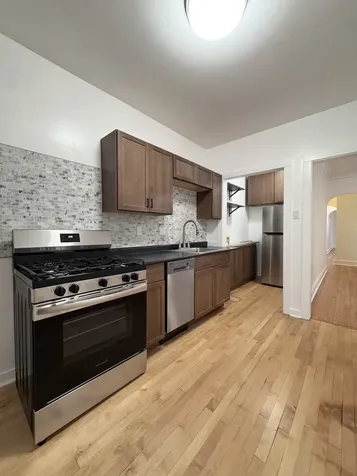 4752 North Virginia Avenue Chicago IL 60625