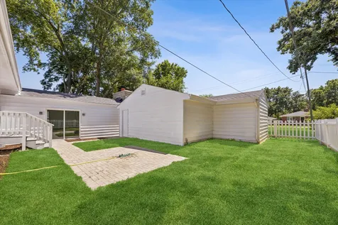 25012 South Fryer Street Channahon IL 60410