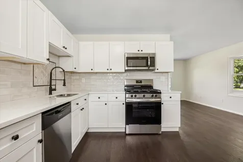 25012 South Fryer Street Channahon IL 60410