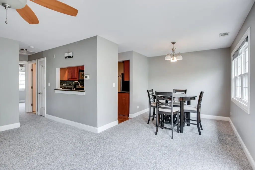 19 Foxcroft Road Naperville IL 60565