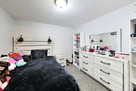 1716 North Frolic Avenue Waukegan IL 60085