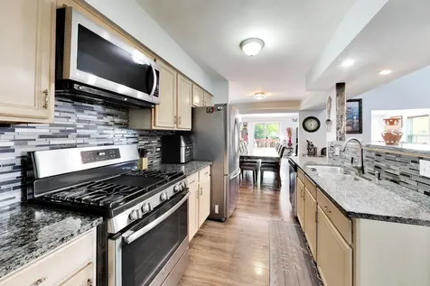 1716 North Frolic Avenue Waukegan IL 60085