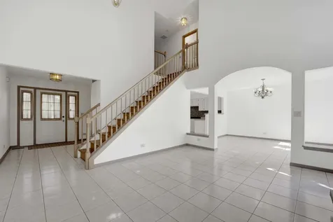 2164 Seaver Lane Hoffman Estates IL 60169