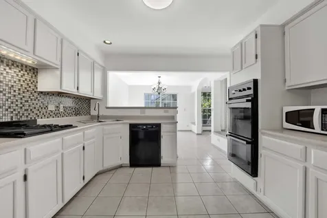2164 Seaver Lane Hoffman Estates IL 60169