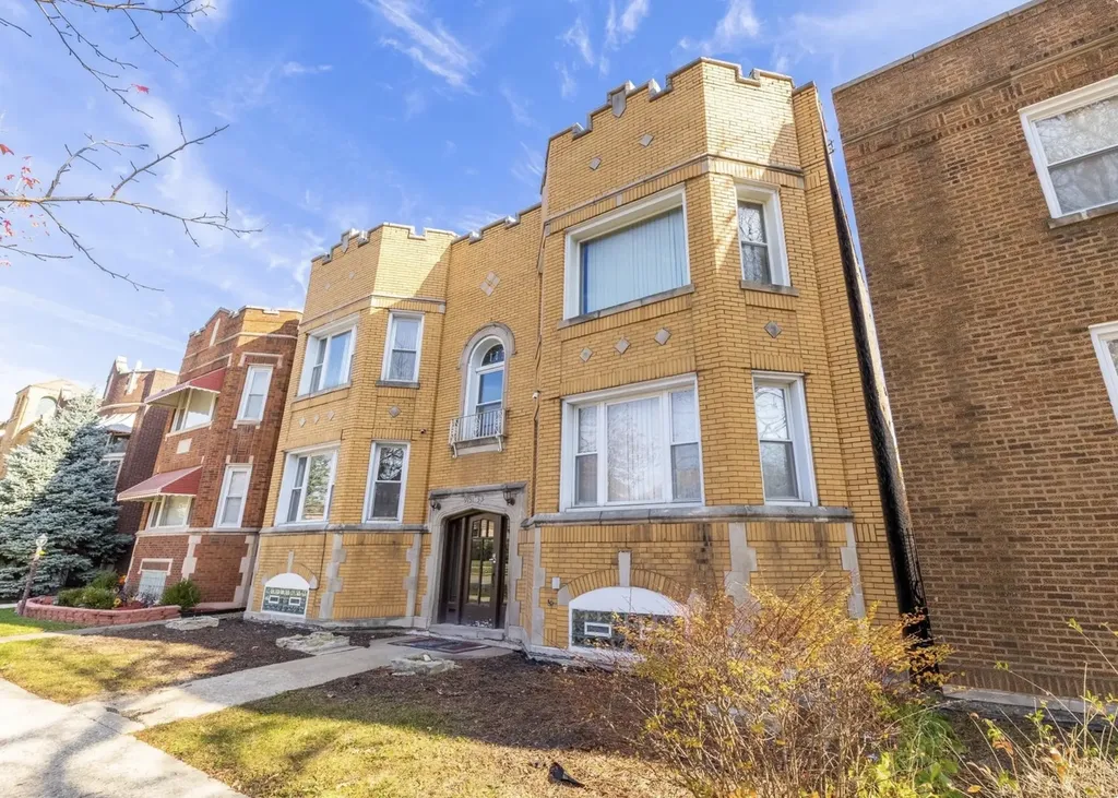 9153 South Ada Street Chicago IL 60620