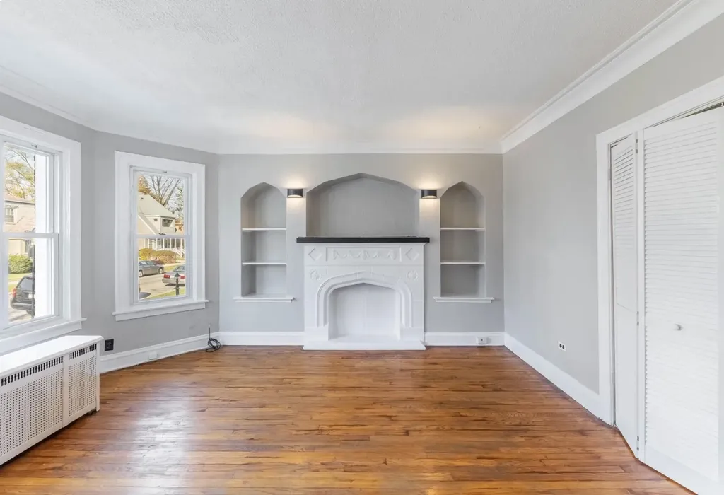 9153 South Ada Street Chicago IL 60620
