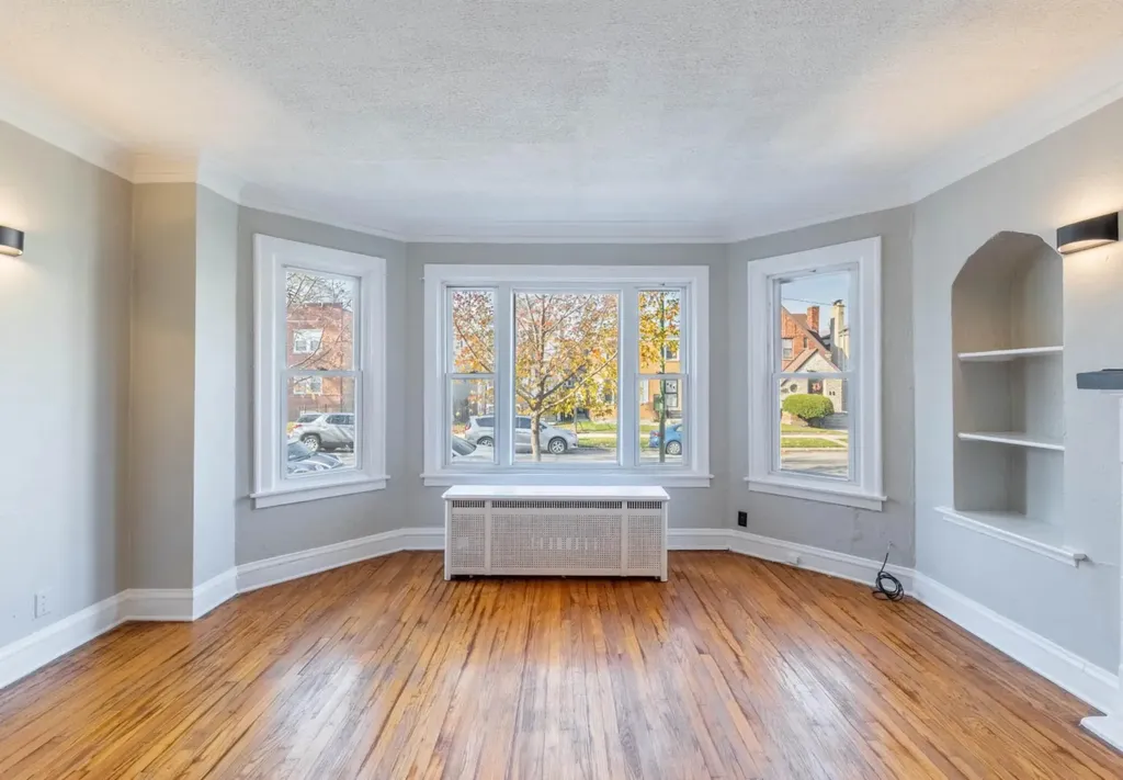 9153 South Ada Street Chicago IL 60620