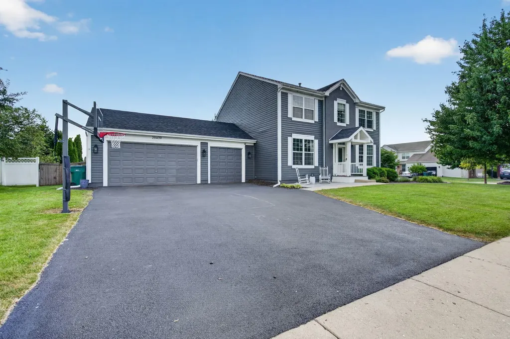 25439 Bower Court Plainfield IL 60585