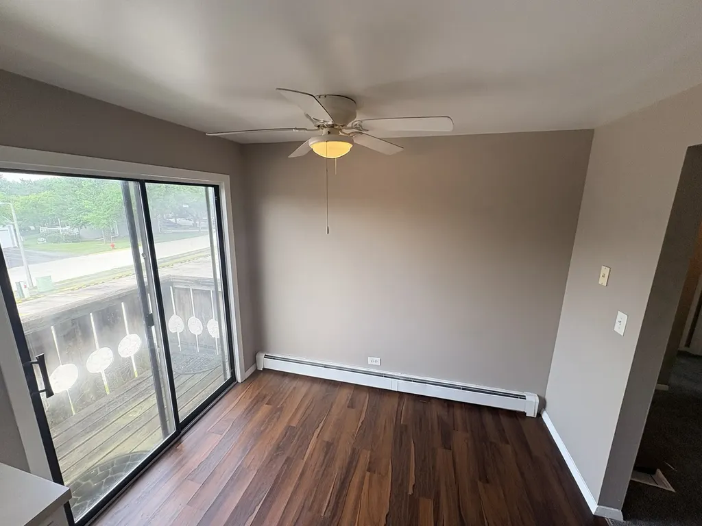 386 Echo Lane Aurora IL 60504
