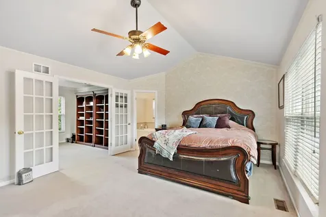 925 Cortney Drive Carpentersville IL 60110