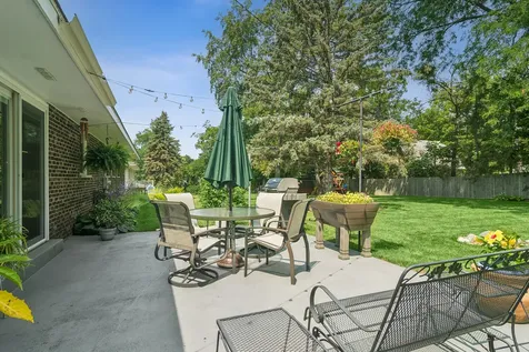 25558 West Wilson Avenue Wauconda IL 60084