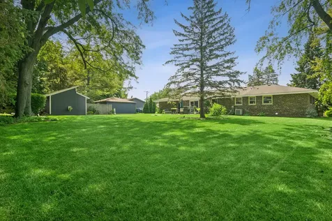 25558 West Wilson Avenue Wauconda IL 60084