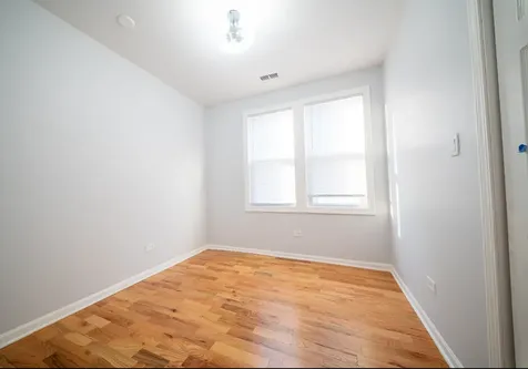 5256 South Carpenter Street Chicago IL 60609