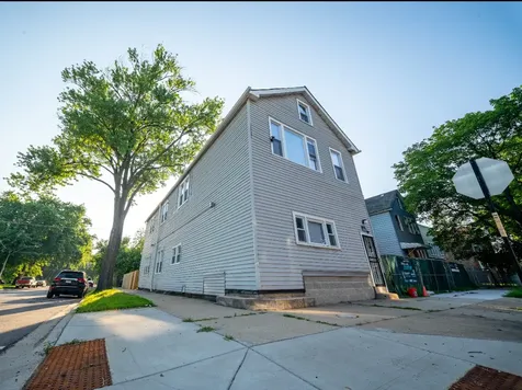 5256 South Carpenter Street Chicago IL 60609