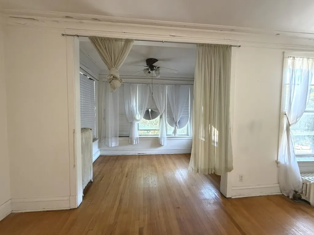 5418 South Dorchester Avenue Chicago IL 60615