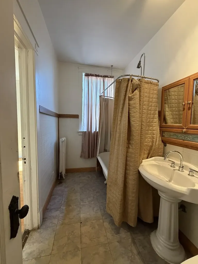 5418 South Dorchester Avenue Chicago IL 60615