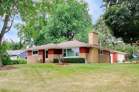 41588 North Illinois Street Zion IL 60099