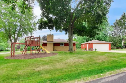 41588 North Illinois Street Zion IL 60099