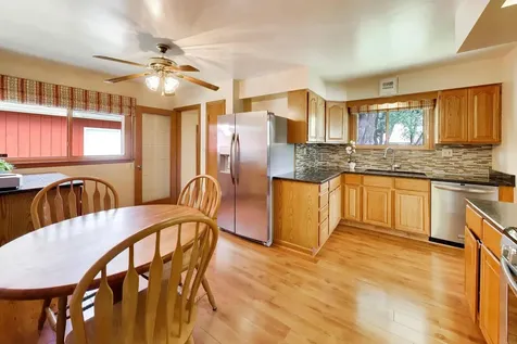 41588 North Illinois Street Zion IL 60099