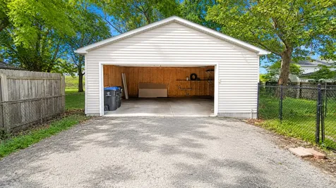 1317 Beverly Lane Bloomington IL 61701