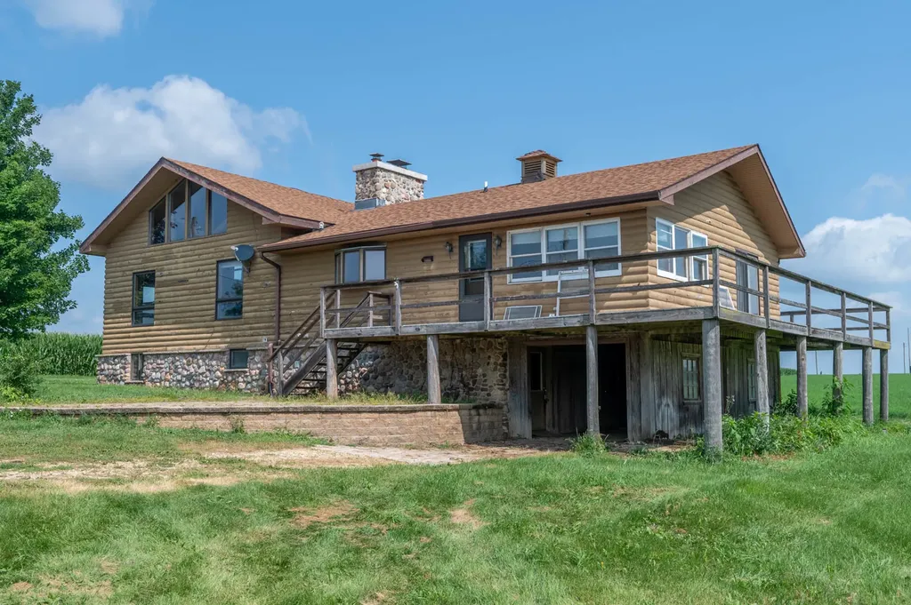 3237 West Wilderness Road Oregon IL 61061