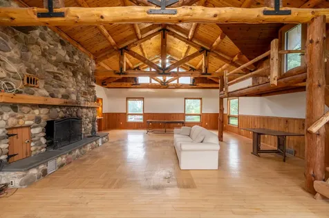 3237 West Wilderness Road Oregon IL 61061