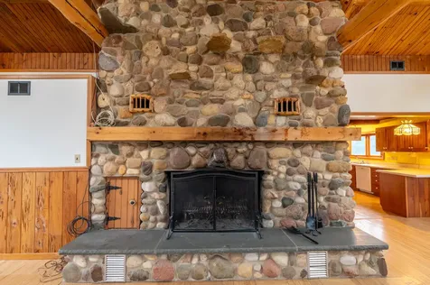 3237 West Wilderness Road Oregon IL 61061