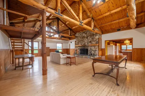 3237 West Wilderness Road Oregon IL 61061