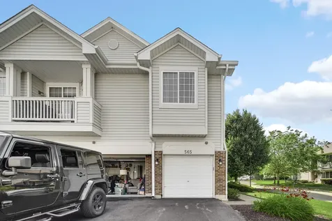 565 Blue Springs Drive Fox Lake IL 60020
