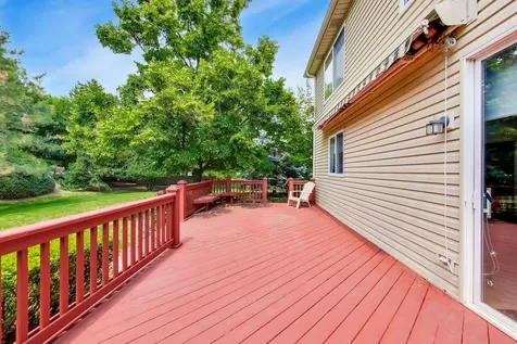 5660 Trinity Court Gurnee IL 60031