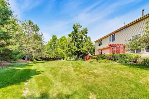 5660 Trinity Court Gurnee IL 60031