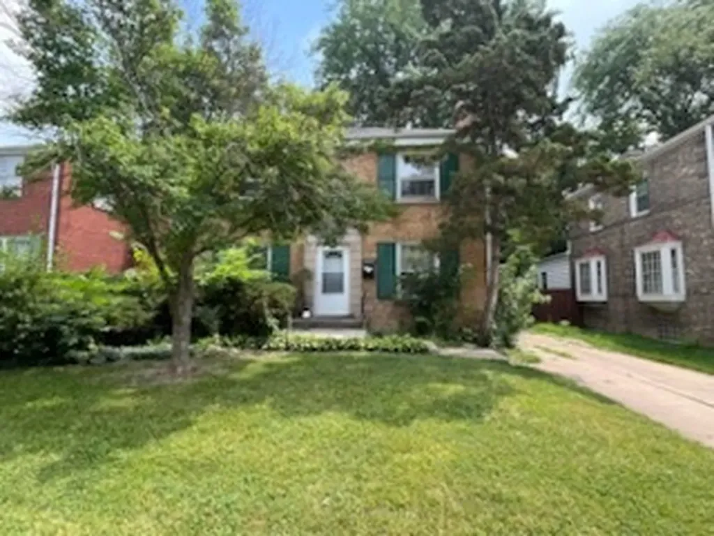 18439 Perth Avenue Homewood IL 60430