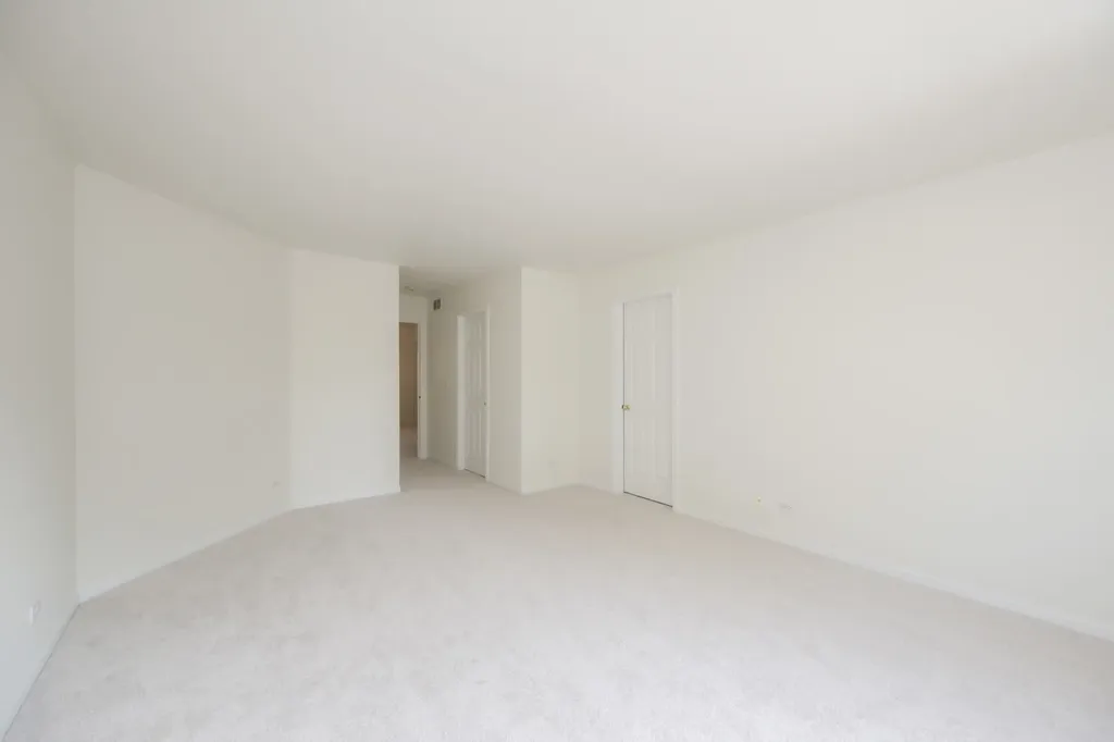 1452 Sturgeon Bay Court Schaumburg IL 60173