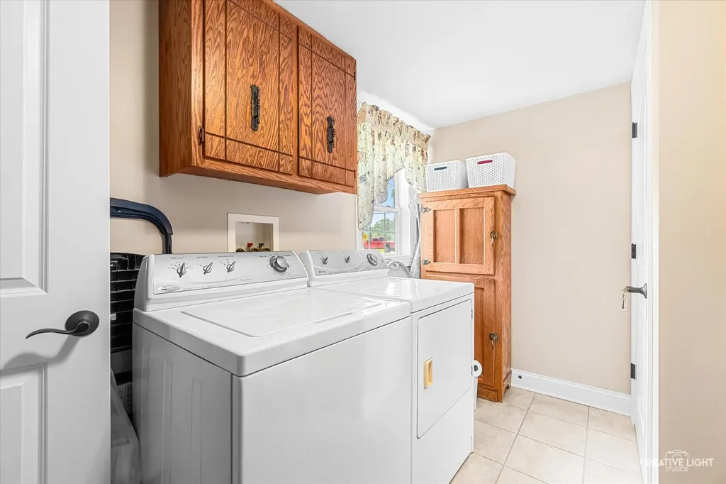 6S365 Hankes Road Aurora IL 60506