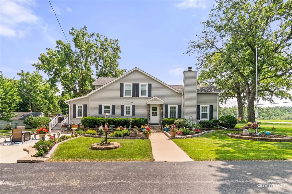 6S365 Hankes Road Aurora IL 60506