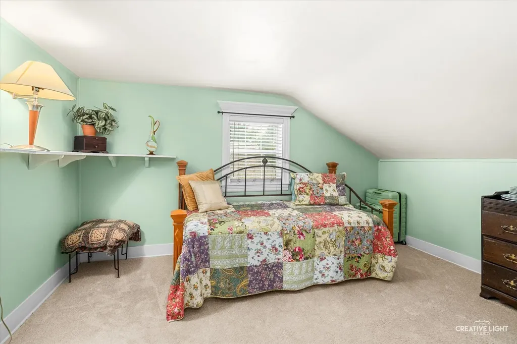 6S365 Hankes Road Aurora IL 60506