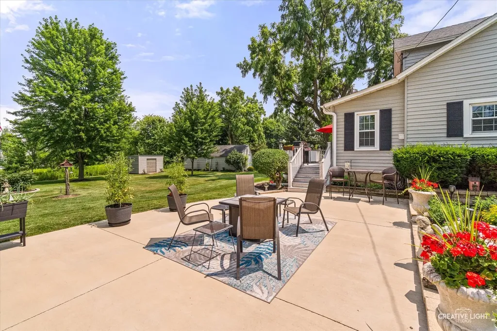 6S365 Hankes Road Aurora IL 60506