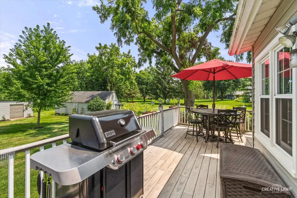 6S365 Hankes Road Aurora IL 60506