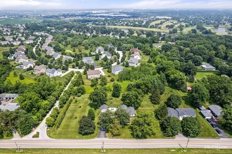 6S365 Hankes Road Aurora IL 60506