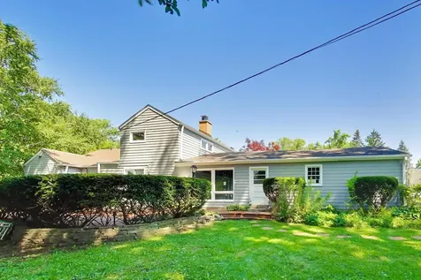 2501 East Emerson Street Des Plaines IL 60016