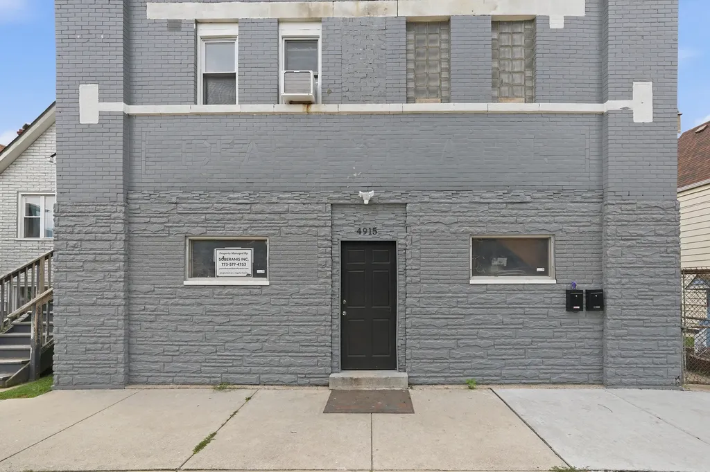 4915 West 30th Street Cicero IL 60804