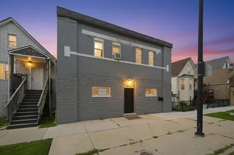 4915 West 30th Street Cicero IL 60804