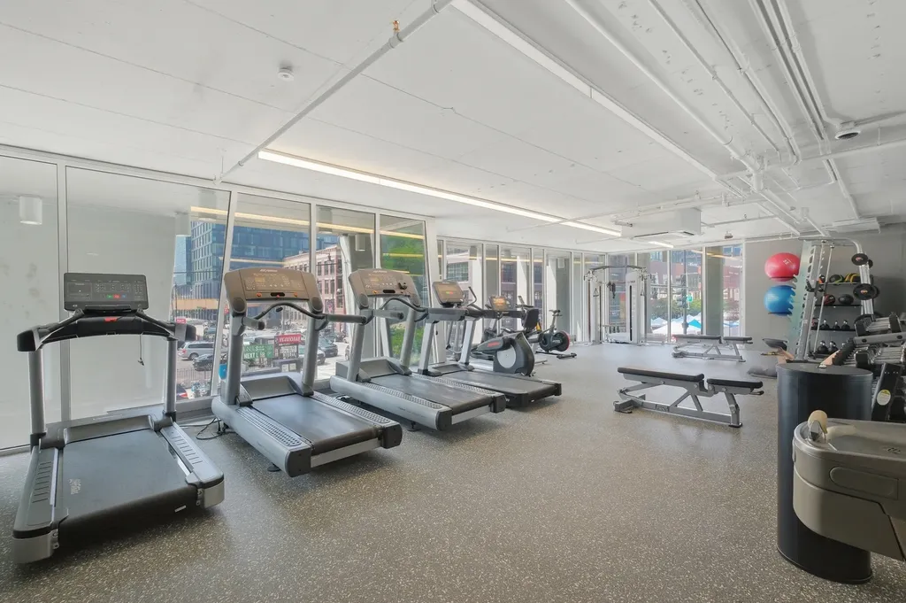 740 West Fulton Street Chicago IL 60661