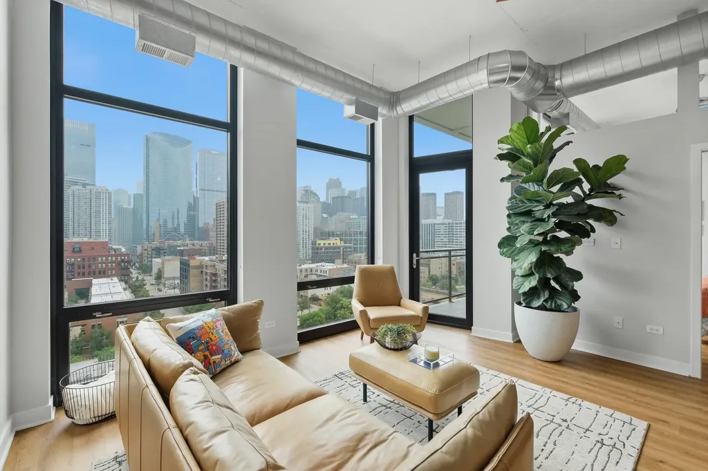 740 West Fulton Street Chicago IL 60661