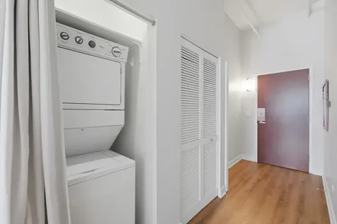 740 West Fulton Street Chicago IL 60661