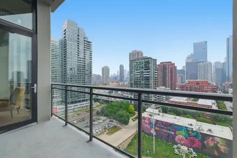 740 West Fulton Street Chicago IL 60661